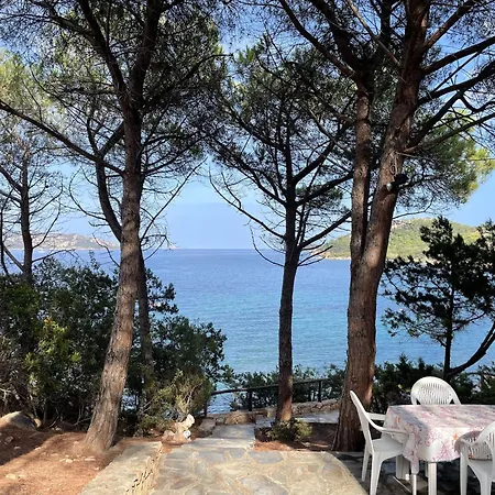 Farfalle Con Strepitosa Scogliera Privata Villa