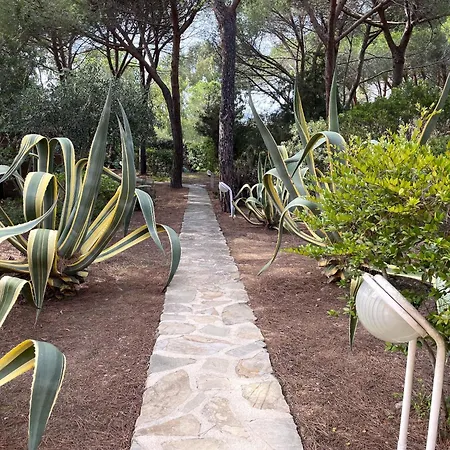 Villa Farfalle Con Strepitosa Scogliera Privata